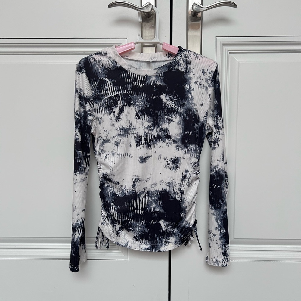 New Black and White Tie-Dye Women's Top